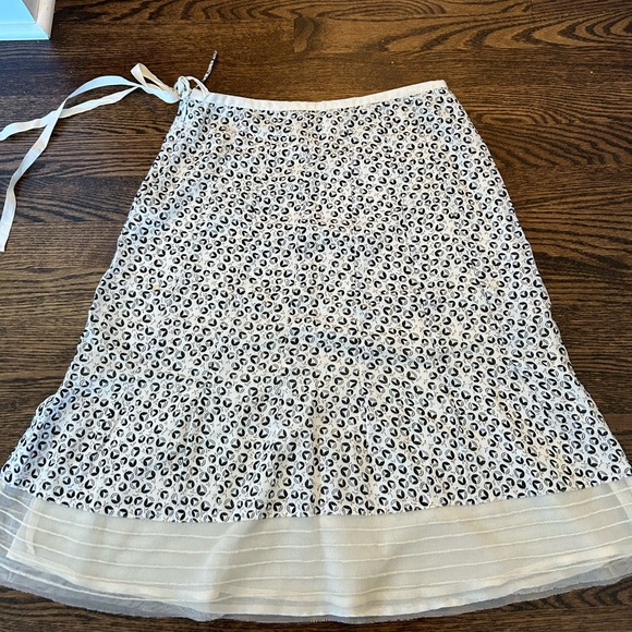 Delicate print skirt - Picture 2 of 3